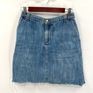 GAP FACTORY Woman's Blue Lightweight Distressed Denim Worker's Skirt Size 4